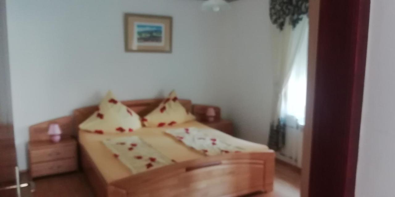 Apartmani Kod Rade Pakoštane Exterior foto