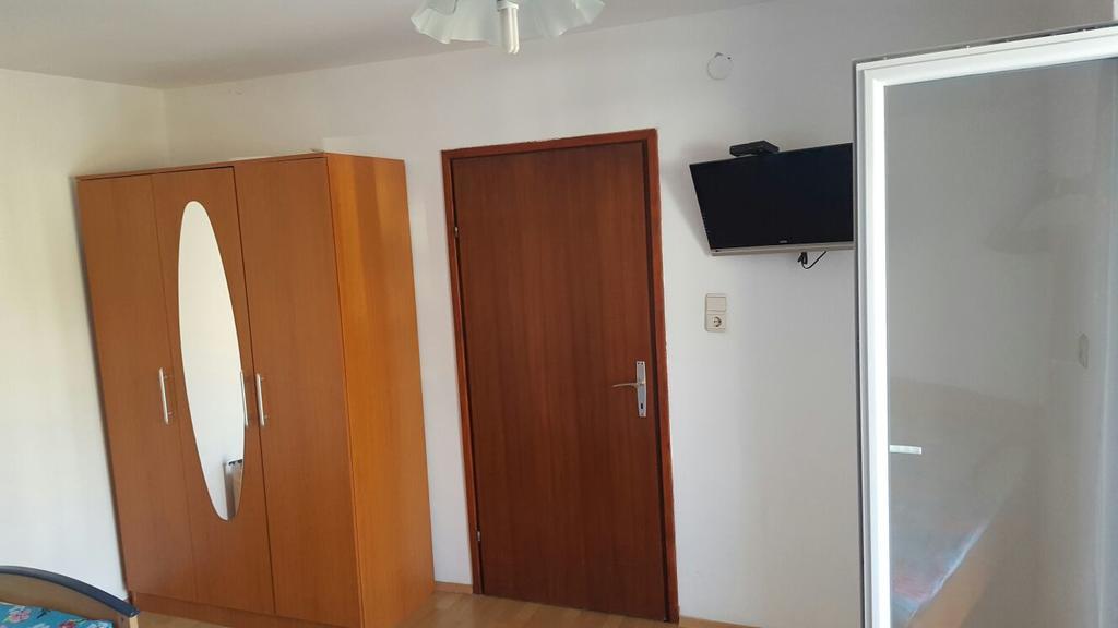 Apartmani Kod Rade Pakoštane Exterior foto