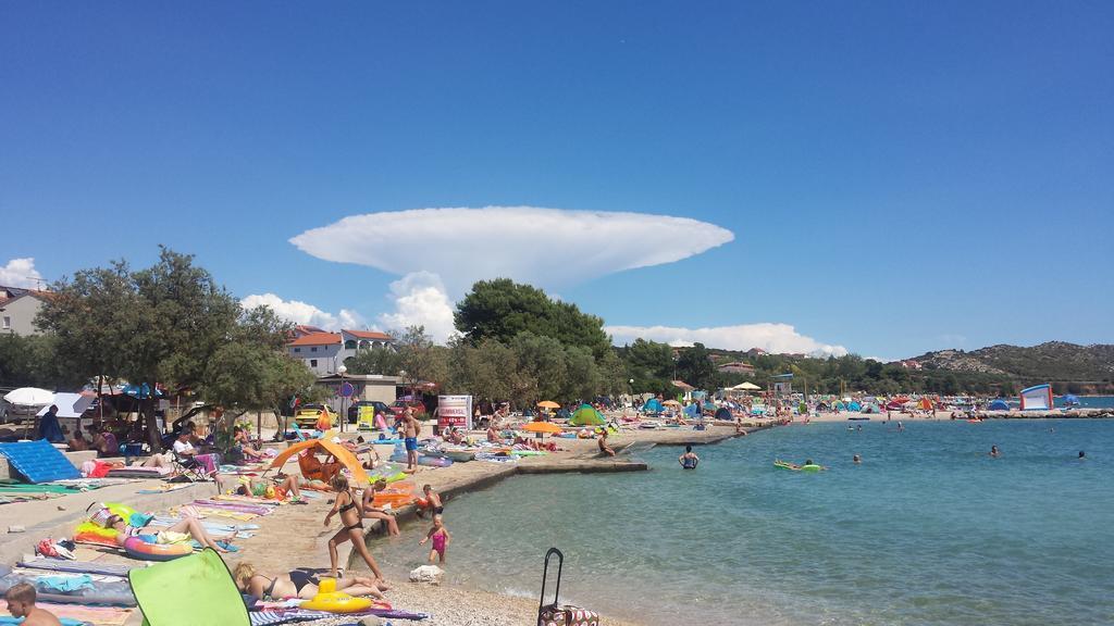 Apartmani Kod Rade Pakoštane Exterior foto